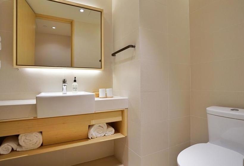 Ji Hotel Shanghai Huai Hai
