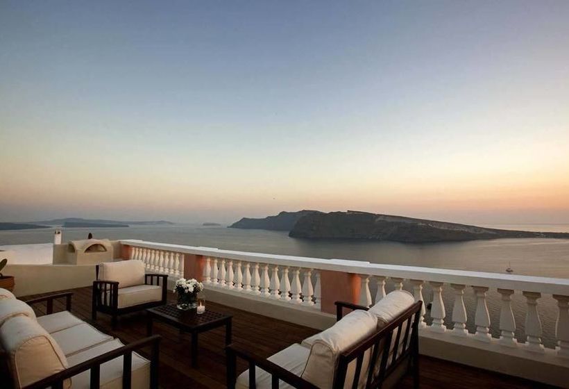 Oia Mansion
