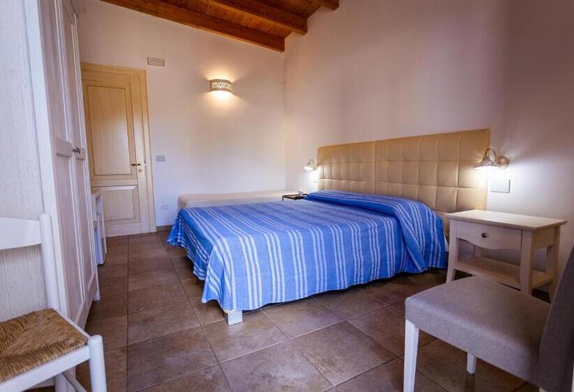 Bed and Breakfast Villa Giardino Delle Zie  Possibilità Di Servizio Mezza Pensione Cena Al Tavolo Colazione Vicino Osp