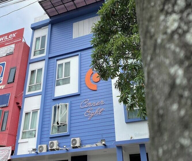 هتل Behomy Corner Eight Lippo Karawaci