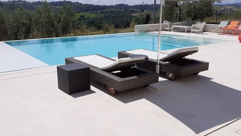 호텔 Agriturismo Colli Martani