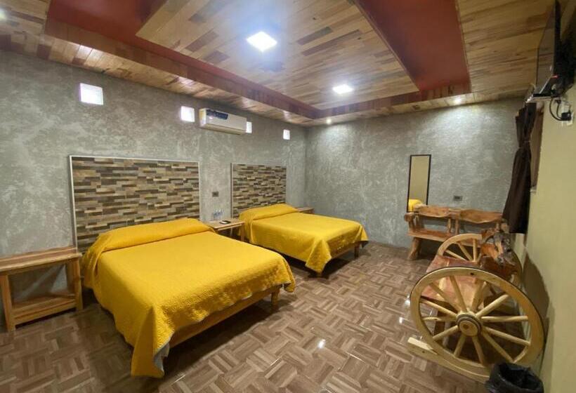 هتل Cabañas Rochivo Ranch