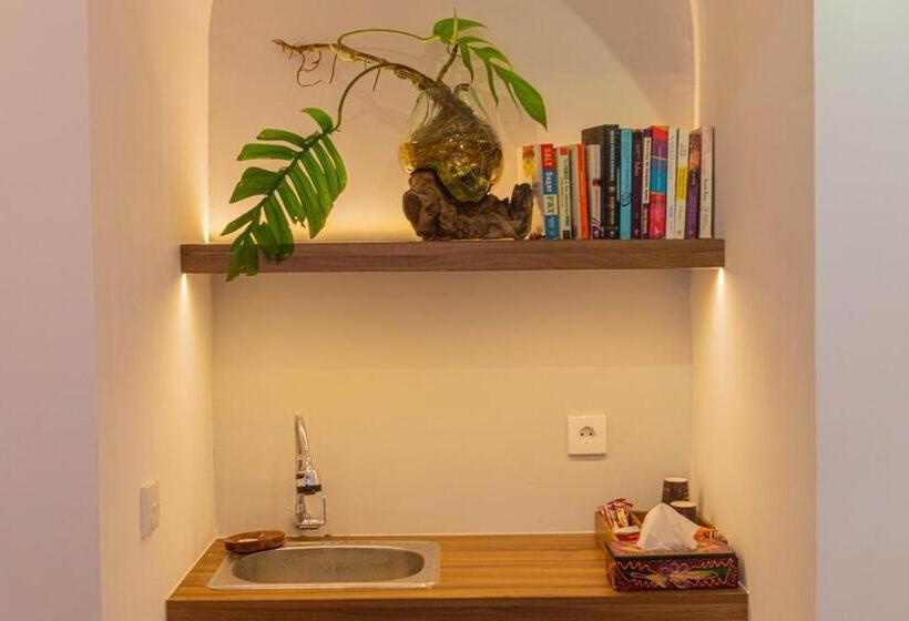 膳宿费 Nobody Inn Bali At Arya Guest House