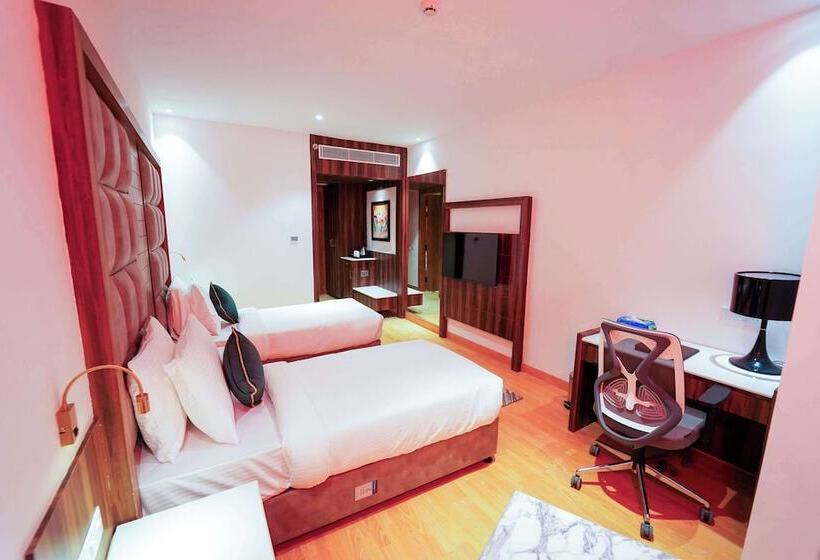 هاستل Quality Inn Elite