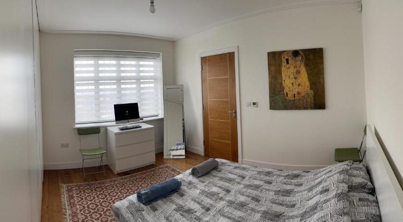 Heavenly London   Whetstone B&b