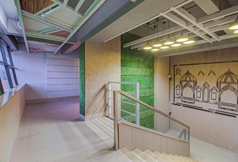 호텔 Collection O Haveli Executive