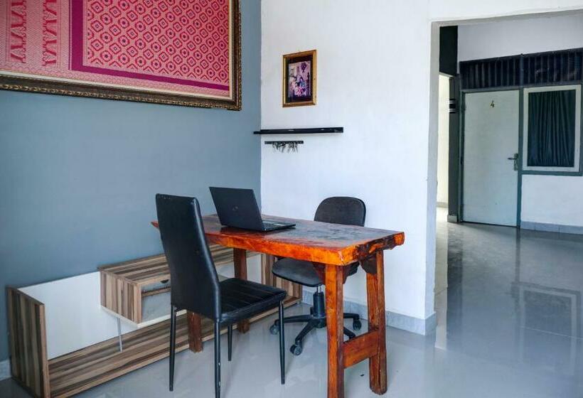 בית מלון כפרי Oyo 92597 Sulthan Homestay Syariah 2