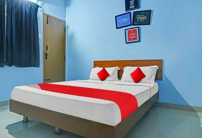 בית מלון כפרי Oyo Flagship 81392 Royal Plazza Homestay