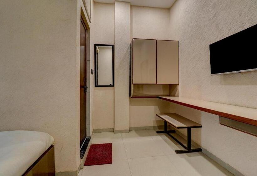 호텔 Oyo Flagship 81405  Onyx Inn