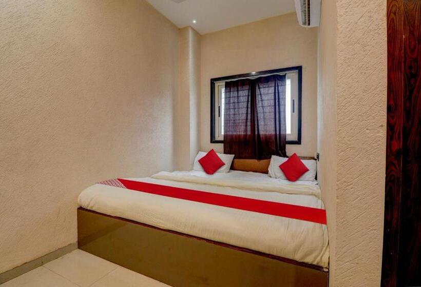 호텔 Oyo Flagship 81405  Onyx Inn