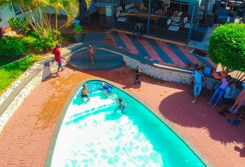 بنسيون Victoria Guest House Nyumbani