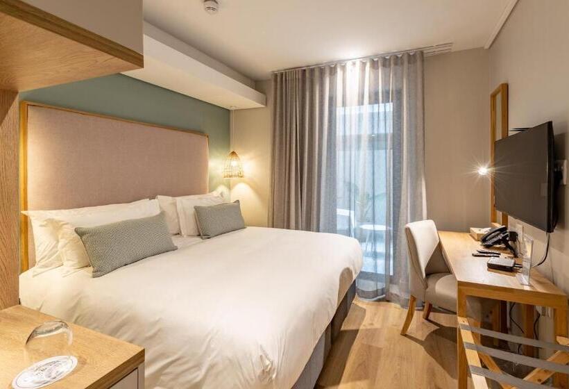 Plett Quarter Hotel   Lion Roars Hotels & Lodges