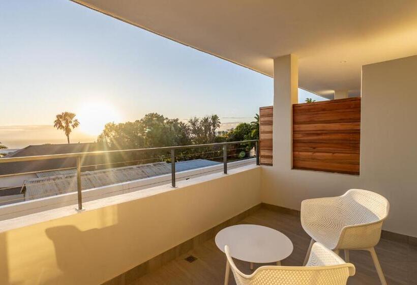 Plett Quarter Hotel   Lion Roars Hotels & Lodges