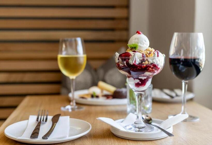 Plett Quarter Hotel   Lion Roars Hotels & Lodges