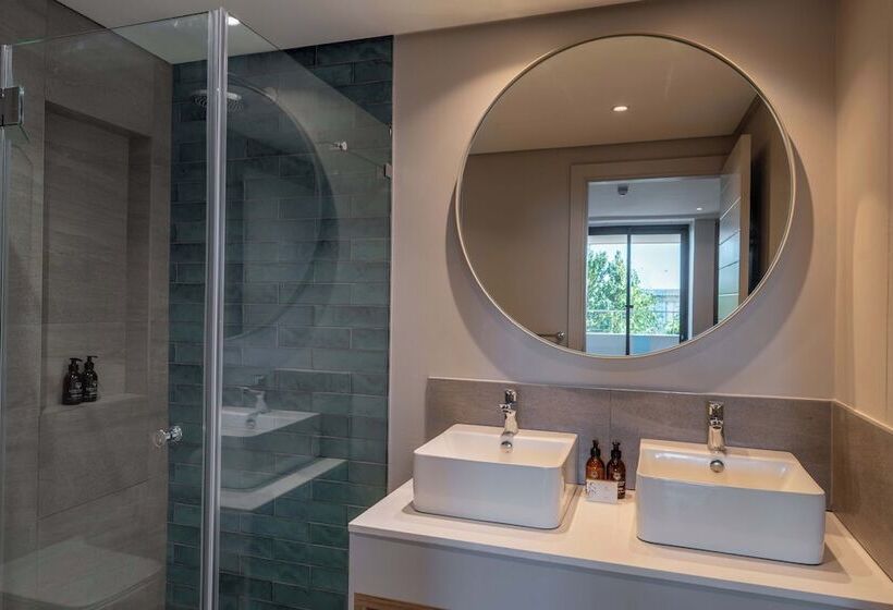 Plett Quarter Hotel   Lion Roars Hotels & Lodges
