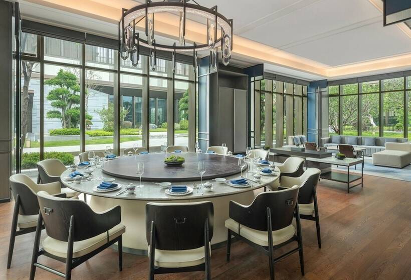 هتل Four Points By Sheraton Guangzhou, Baiyun