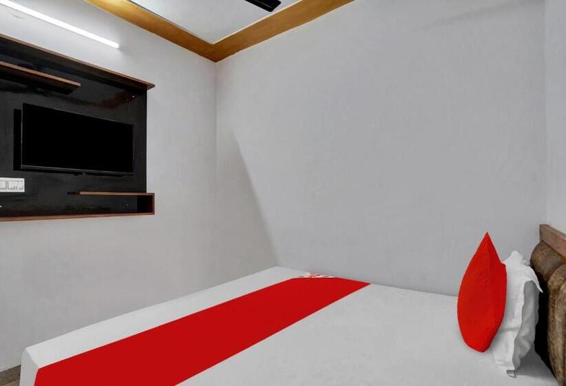 酒店 Oyo Flagship 81377 Redstone