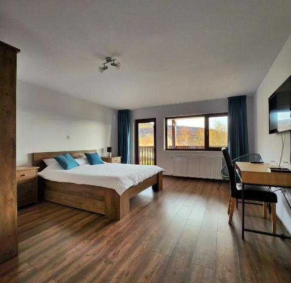 Pensiunea Sara Pe Deal