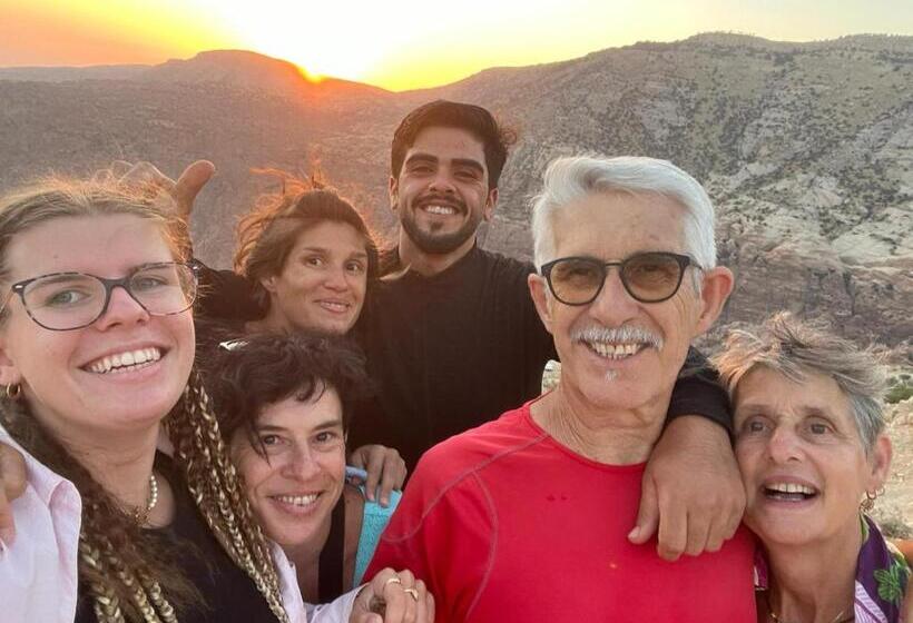 هاستل Dana Historic Village