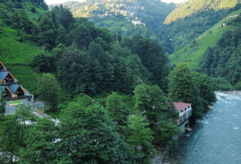住宿加早餐  Elamti Suıt Bungalov