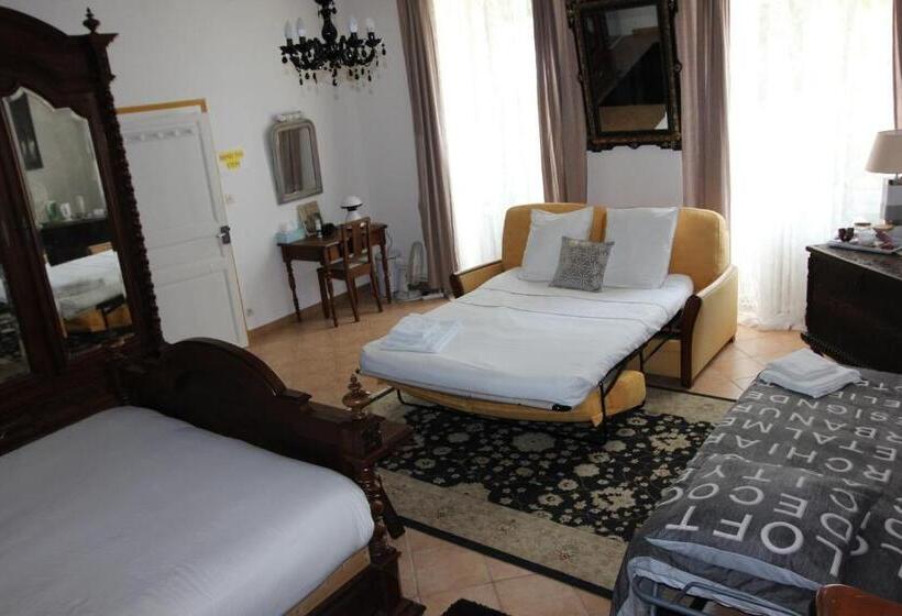 Bed and Breakfast La Charentaise Des Lilas
