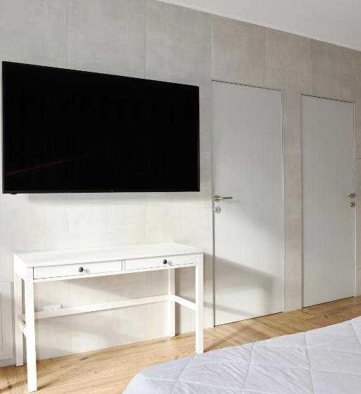 تختخواب و صبحانه La Maison Latina Guest House