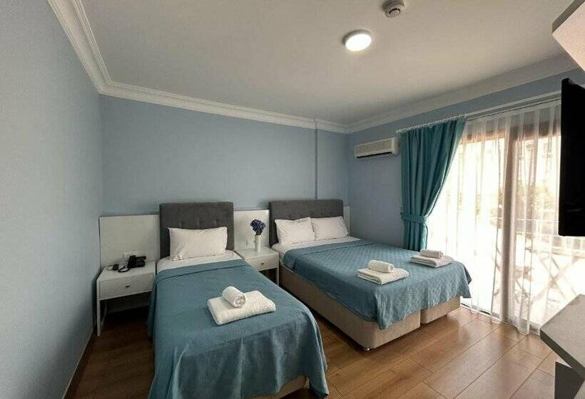 تختخواب و صبحانه Marquis Blue