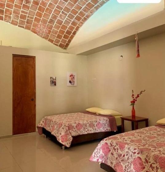 هتل Cocos Inn