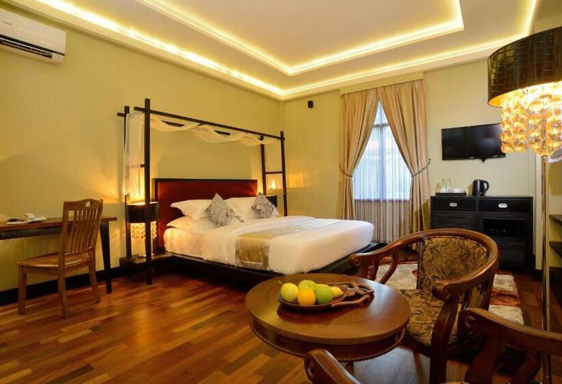 هتل Fuvahmulah Central