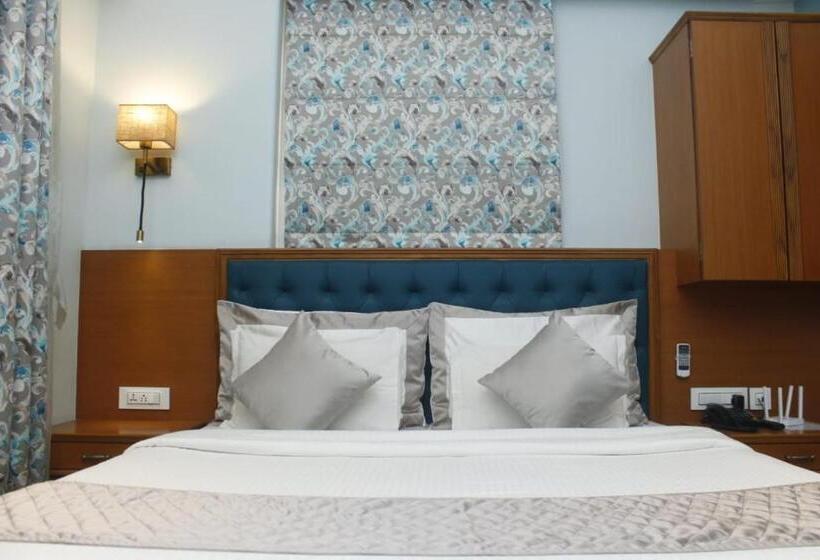 Muza Hotels Fisco