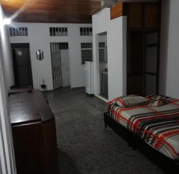 پانسیون Casa De Relajación Low Cost