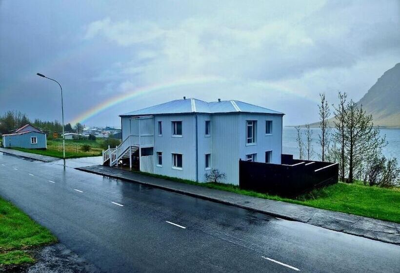 پانسیون Sólgarður Guesthouse