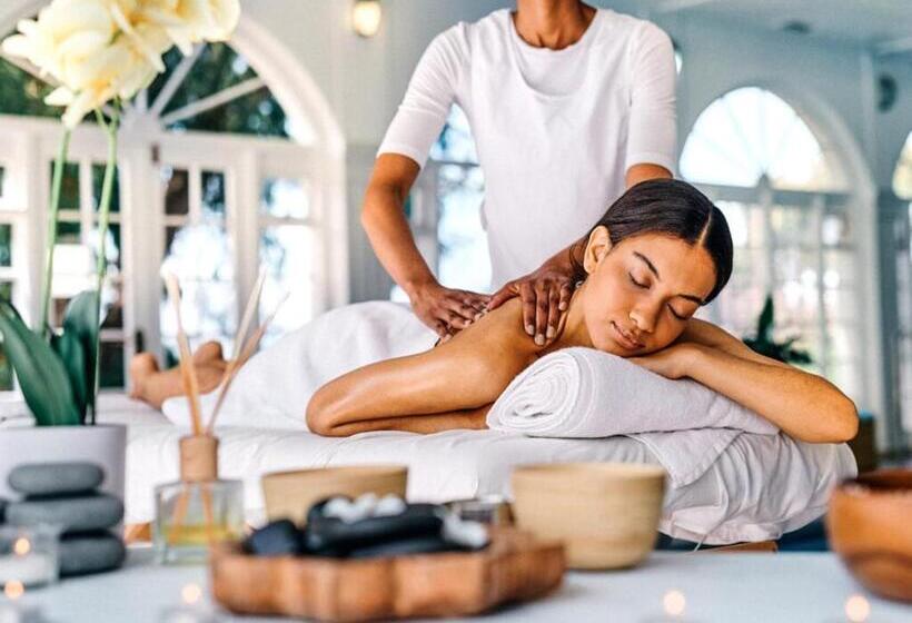 פנסיון Villa Sanitha