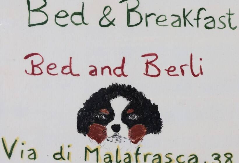 تختخواب و صبحانه Bed And Berli