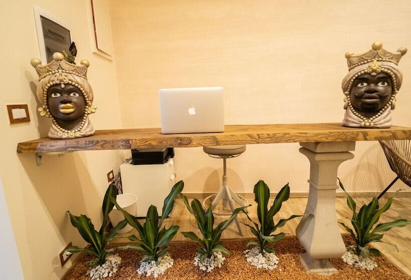 پانسیون Sensoria Naxos Suites