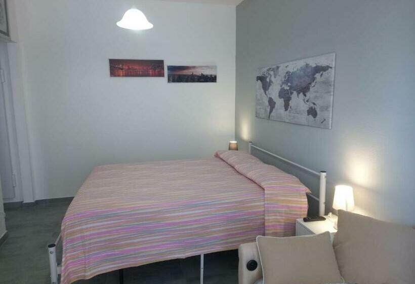 פנסיון Summer Room  Fronte Spiaggia