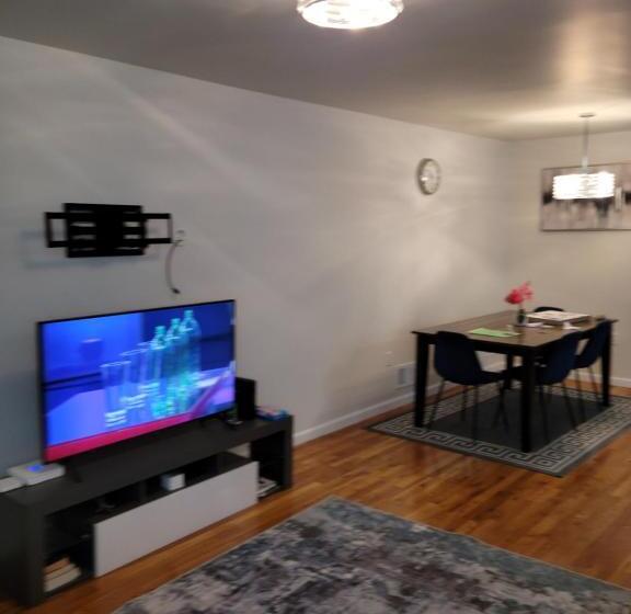 ベッドアンドブレックファースト Daphy Ruby Stays