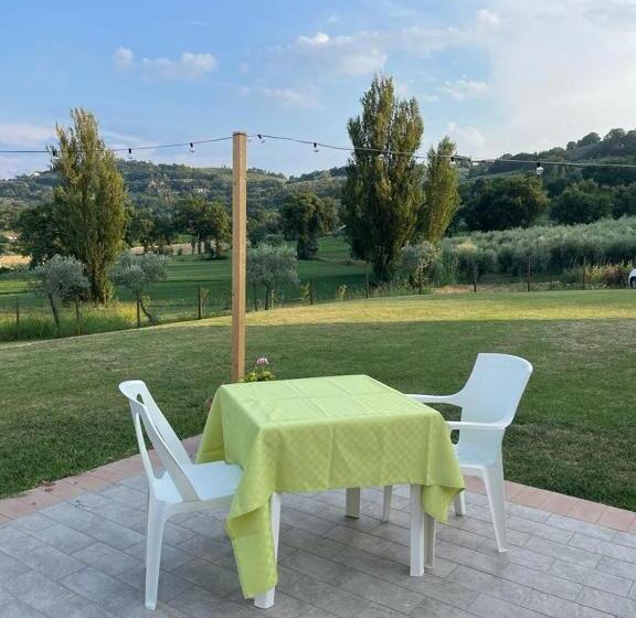 تختخواب و صبحانه Villa Del Colle Camera Merlot