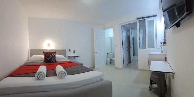 هتل Book & Sleep Cancun