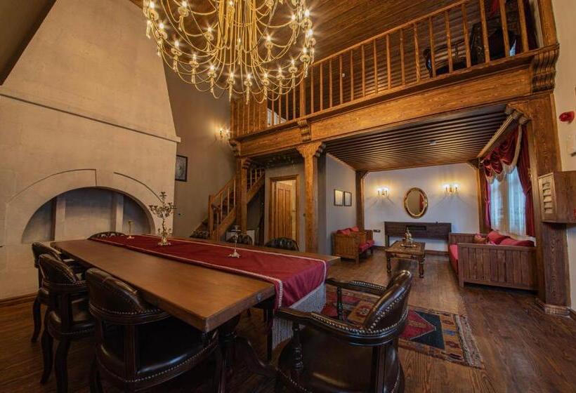 هتل Four Mansions