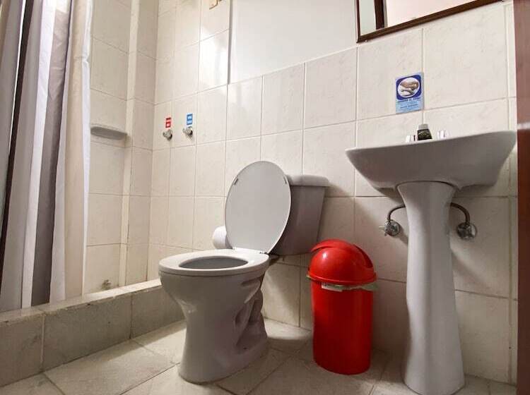 بنسيون Hostal La Terraza
