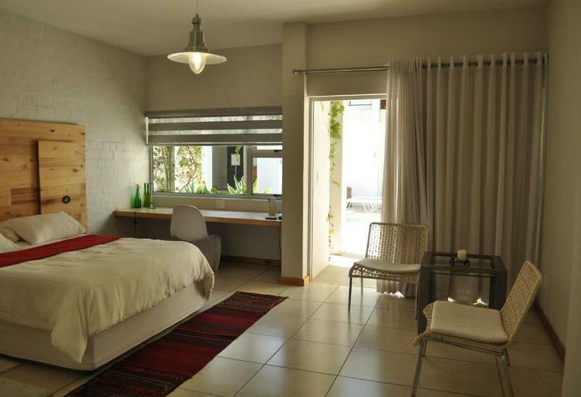 پانسیون Villa Vista Guesthouse, Windhoek, Namibia