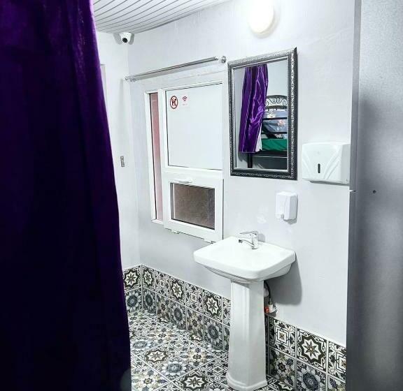 Sunny Hostel   Günəşli Hostel