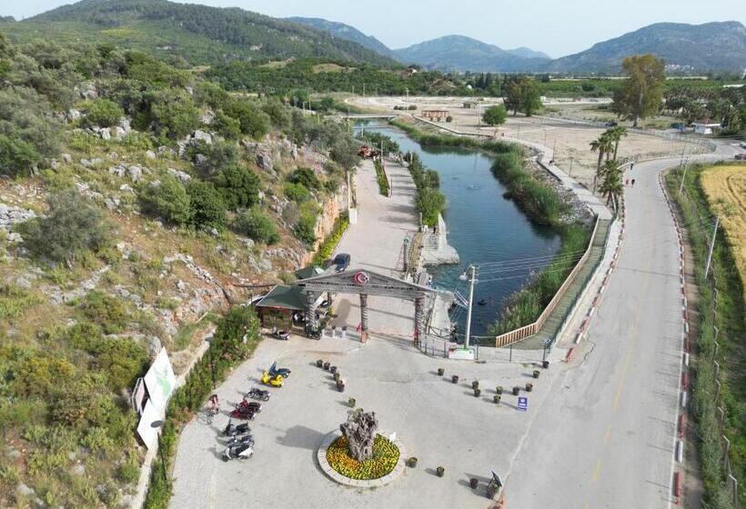 تختخواب و صبحانه El Ya Bungalov Ve Pansiyon