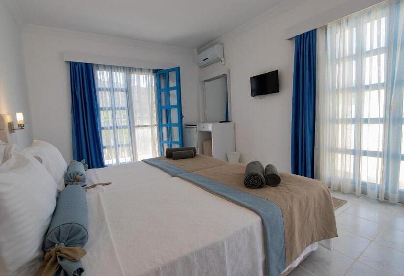 تختخواب و صبحانه Ladonia Hotels Zemda Gümüşlük