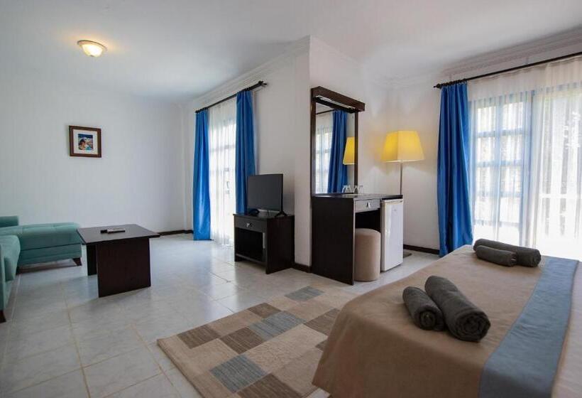 تختخواب و صبحانه Ladonia Hotels Zemda Gümüşlük