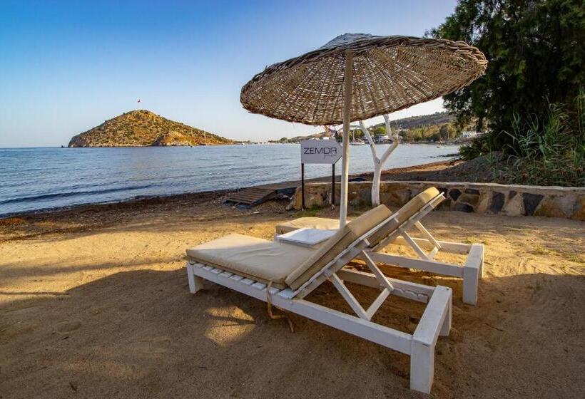 تختخواب و صبحانه Ladonia Hotels Zemda Gümüşlük