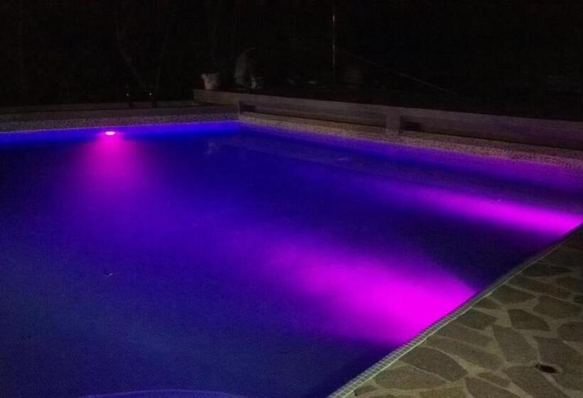ホテル Agriturismo Il Fragolino