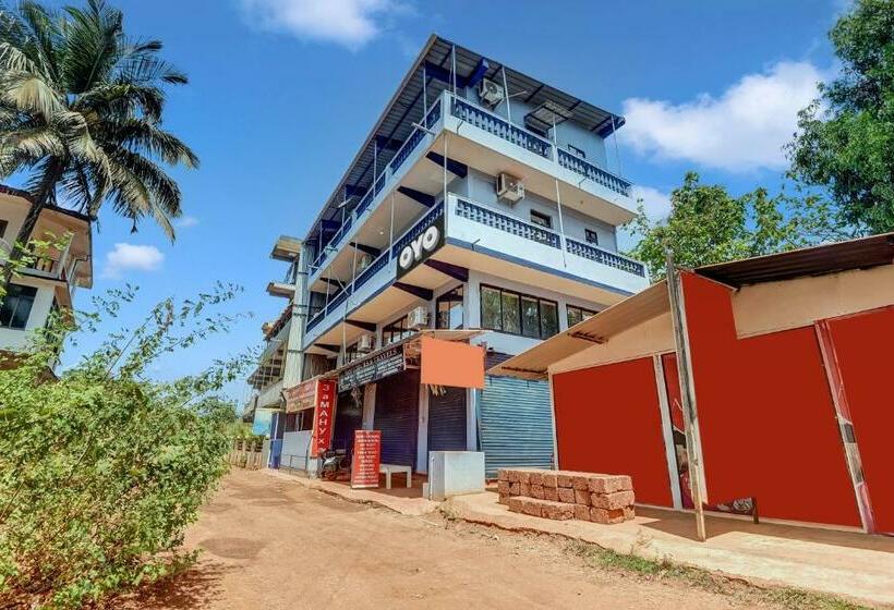 فندق Collection O Ashwem Beach Side Stay