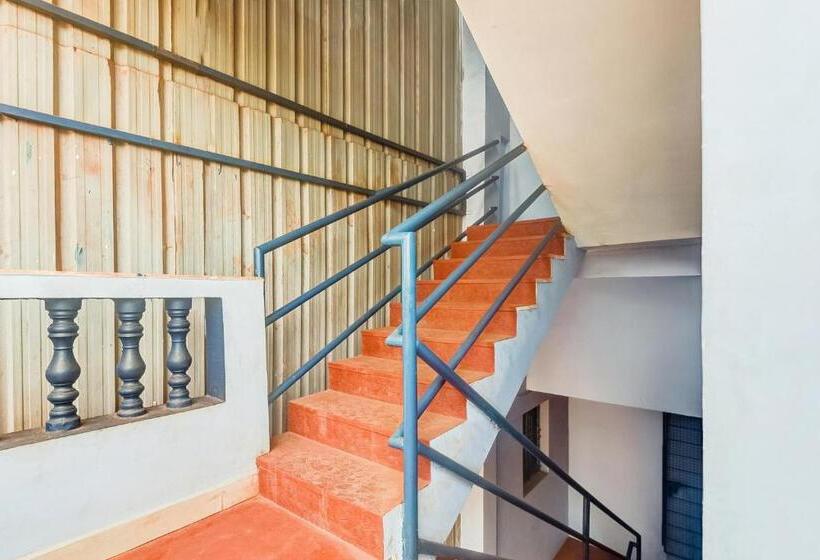 فندق Collection O Ashwem Beach Side Stay